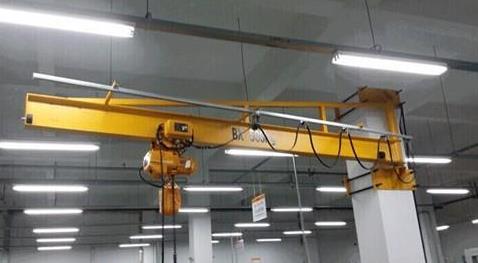 Learn About The Role Of The Wall Mounted Jib Crane & If It's Right For Your Industrial Facility