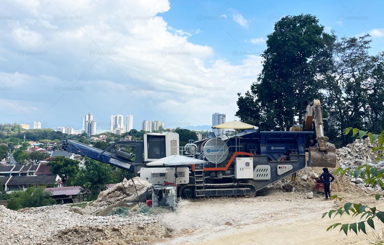 Profitable Investment for Tracked Stone Crusher in Latin America